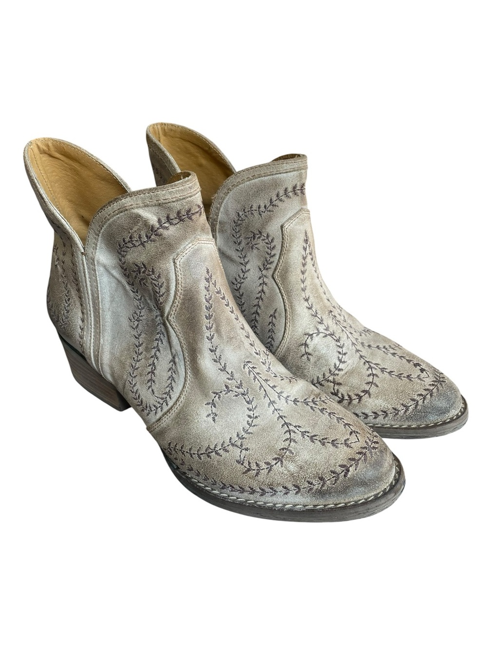 Sterling River Embroidered Western-Style Ankle Booties